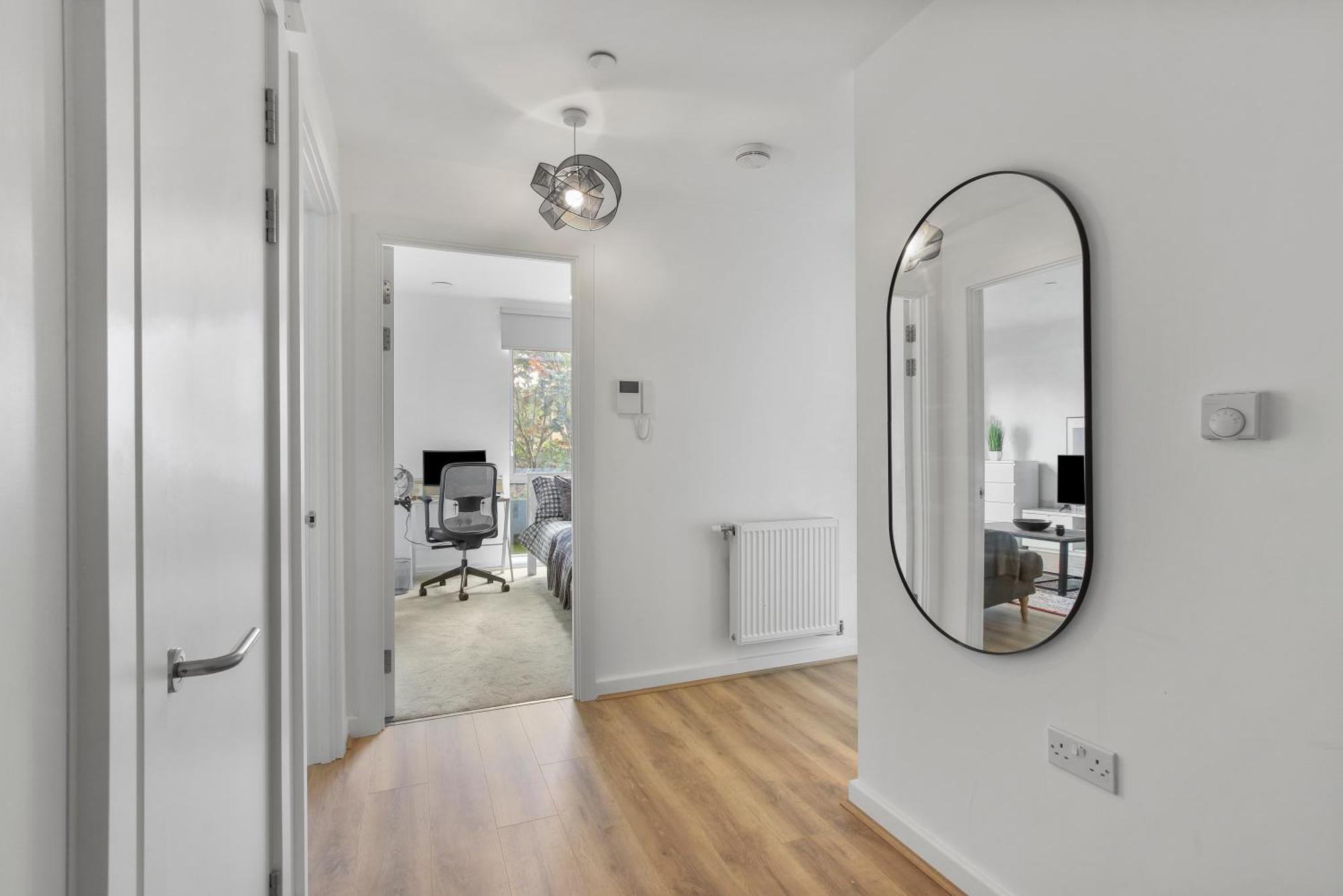 Centrally Located - Modern - 2Bed - 2Bath Apartment Лондон Экстерьер фото